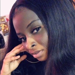 Meet your Posher, Timasia